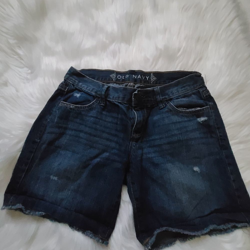 Old Navy cut off style denim shorts - size 2